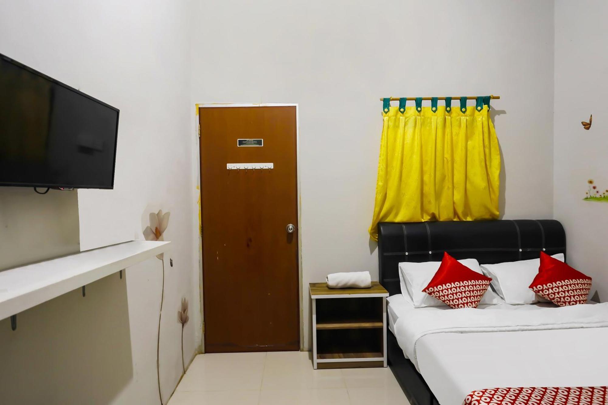 Oyo 92451 Hasan House Syariah 2Nearvihara Budhi Bhakti Нагоя Екстериор снимка